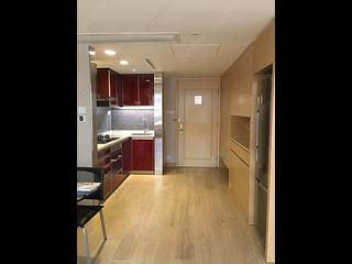 Wan Chai - Convention Plaza Apartments 06