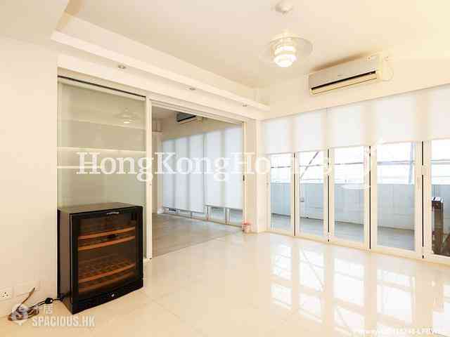 Causeway Bay - Bay View Mansion 05