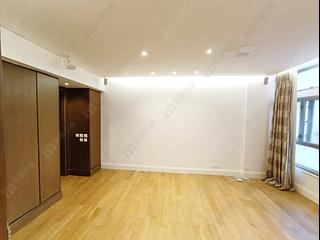 Mid Levels Central - Kam Yuen Mansion 07