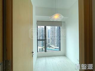Tseung Kwan O - Twin Peaks Block 1 04