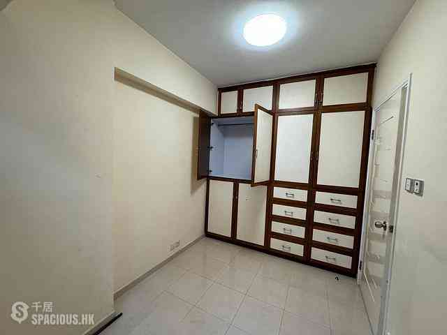 Sheung Wan - Fook Sing Court 04