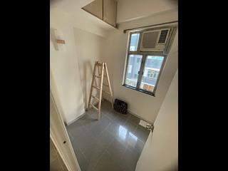 Sheung Wan - Tai Hing Building 02