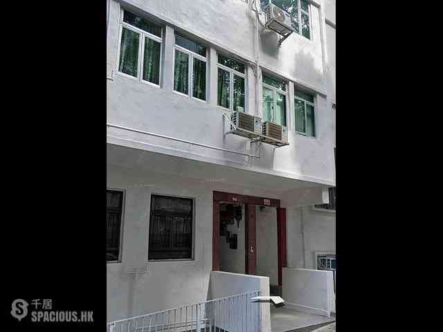 Sai Ying Pun - 1E, High Street 02