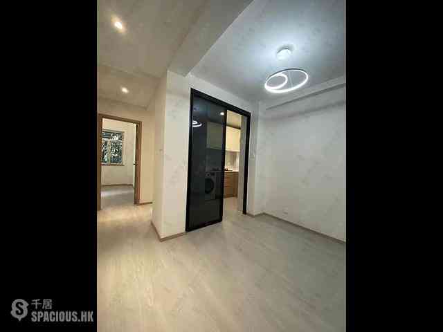 Sai Ying Pun - 1E, High Street 09