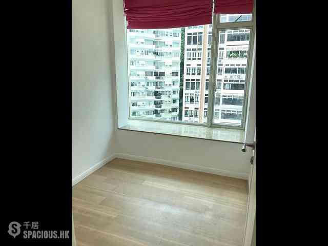 Mid Levels Central - Conduit 18 07