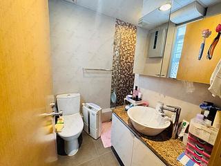 Pok Fu Lam - Sunlight Court Block B 02