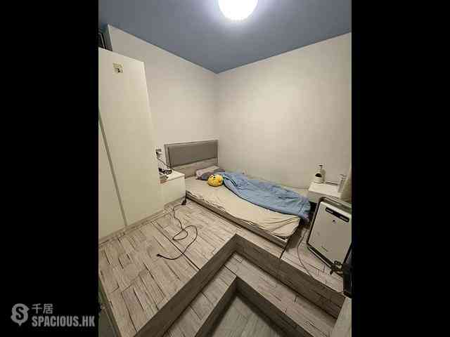 Tsuen Wan - Discovery Park Phase 3 Block 12 03