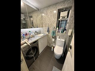 Tsuen Wan - Discovery Park Phase 3 Block 12 07