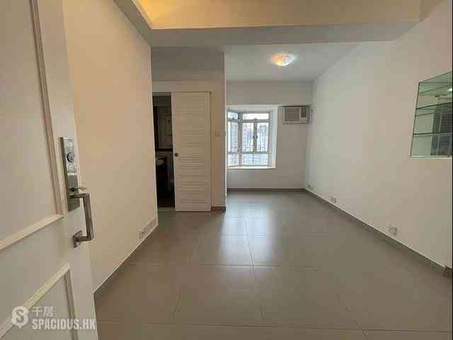 Kennedy Town - Harbour View Garden Block 3 01