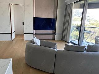 Mid Levels West - University Heights Tower 1 05