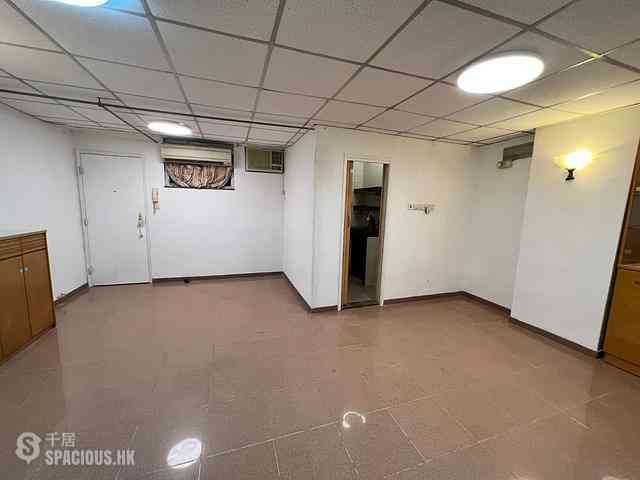 Wan Chai - Tak Fung House 05