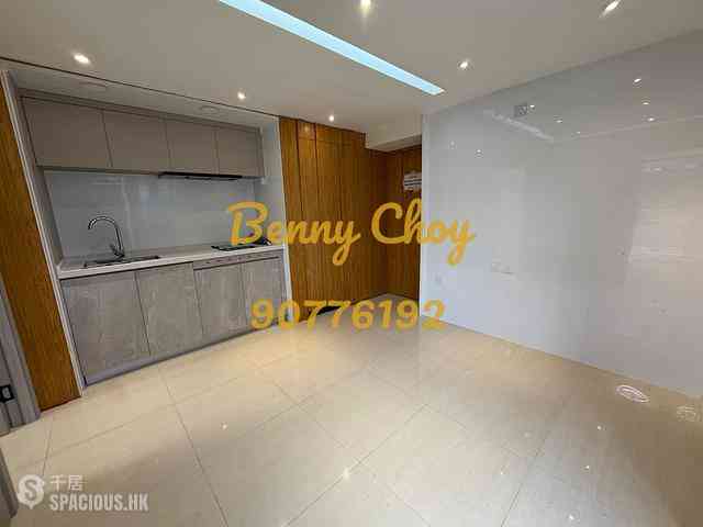 Kennedy Town - Tai Hong Building 03
