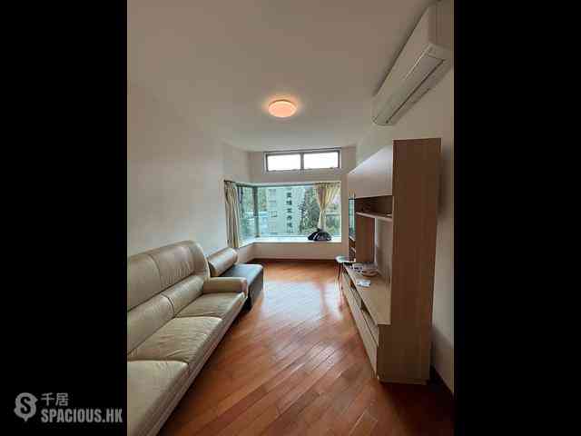 Tung Chung - Coastal Skyline Phase 1 Block 6 01