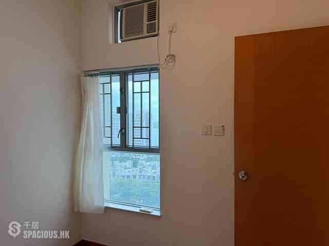 Tung Chung - Coastal Skyline Phase 1 Block 1 02