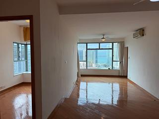 Tung Chung - Coastal Skyline Phase 1 Block 1 03