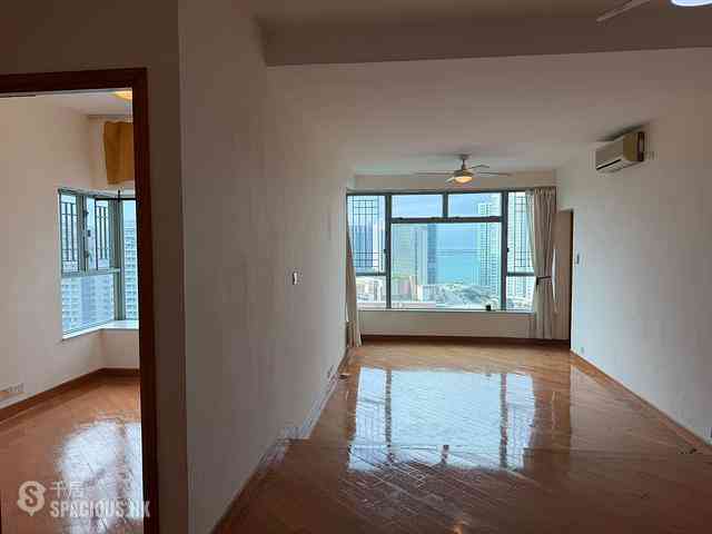 Tung Chung - Coastal Skyline Phase 1 Block 1 03