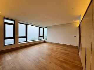 The Peak - 7-15 Mount Kellett Road 04