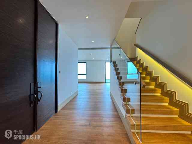 The Peak - 7-15 Mount Kellett Road 05