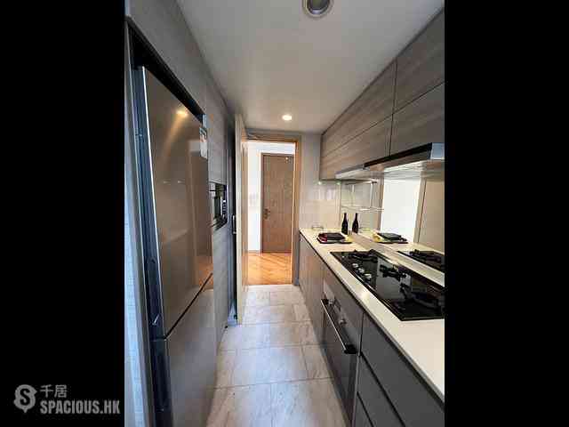 Tung Chung - The Visionary Tower 3 08