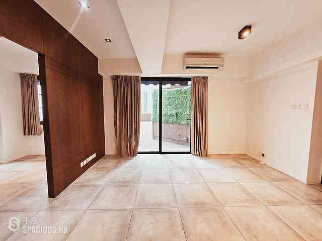 Wan Chai - Tung Hey Mansion (Building) 17