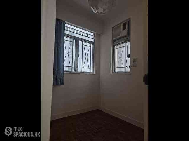 Wan Chai - Fasteem Mansion 07