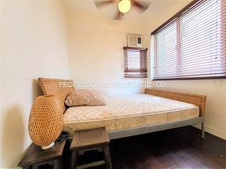 Sheung Wan - Wing Fai Building 04