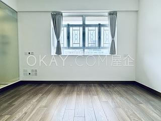 Mid Levels Central - Pearl Gardens Block CD 07