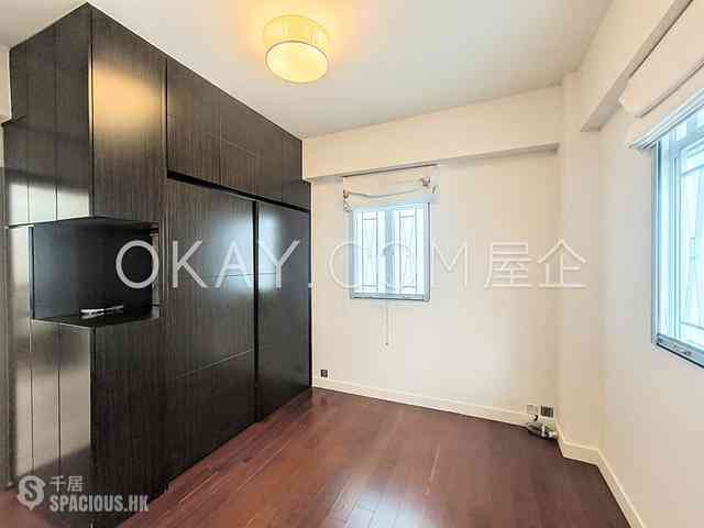 Pok Fu Lam - Sunlight Court 07