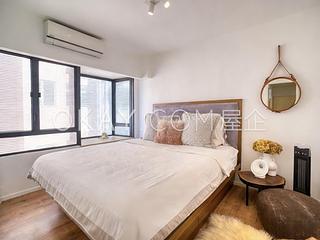 Sai Ying Pun - Kam Ning Mansion 04