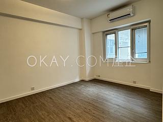 Mid Levels Central - Pearl Gardens Block AB 10