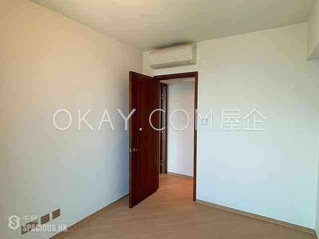 Pok Fu Lam - Victoria Coast Block B 18