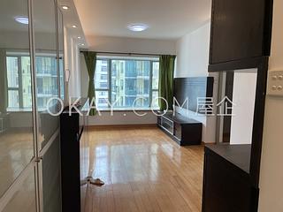 Sheung Wan - Queen's Terrace Block 3 02
