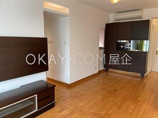Sheung Wan - Queen's Terrace Block 3 04