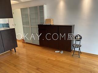 Sheung Wan - Queen's Terrace Block 3 05