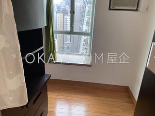 Sheung Wan - Queen's Terrace Block 3 08