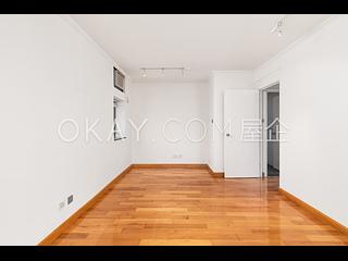 Central - Hollywood Terrace 07