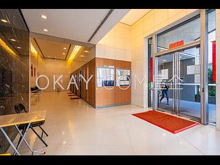 Central - Hollywood Terrace 20