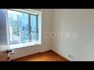 Wan Chai - The Zenith 06
