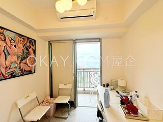 Kennedy Town - The Merton 05
