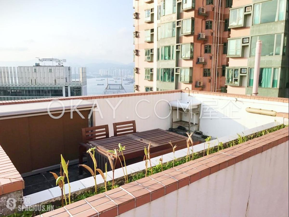Sheung Wan - Queen's Terrace 01
