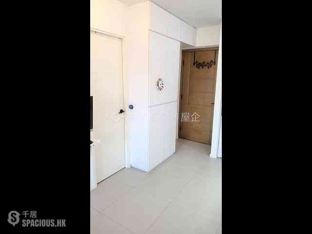 Sai Ying Pun - Yuk Ming Towers 03
