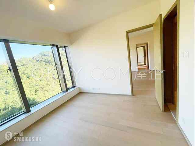 Shau Kei Wan - Island Garden 06