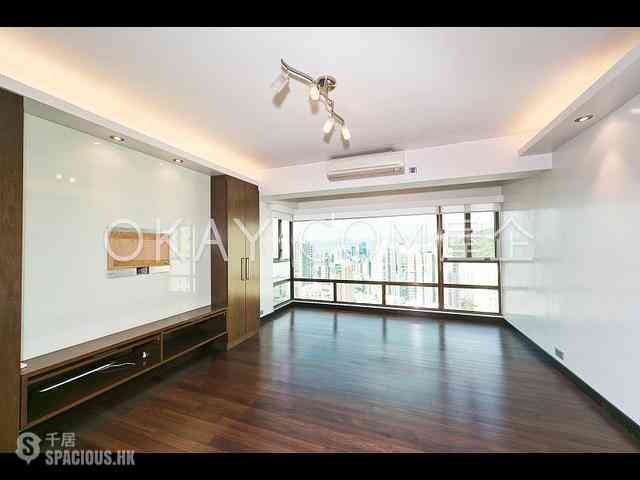 Tai Hang - Swiss Towers 01