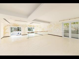 Stanley - Grosse Pointe Villa 03