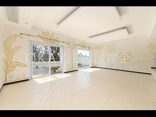 Stanley - Grosse Pointe Villa 04