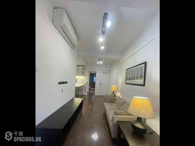 Poho - 170-172, Hollywood Road 03