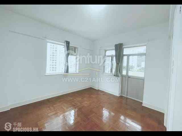 Tai Hang - Kan Oke House 06