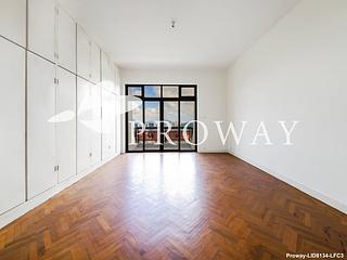 Stubbs Road - Taipan Court 07