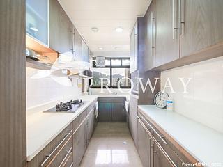 Happy Valley - Villa Rocha Block B 10