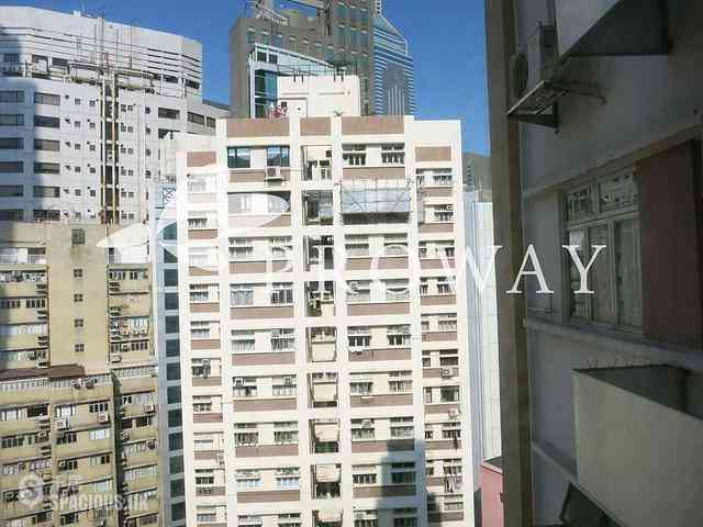 Wan Chai - Luen Fat Mansion 02